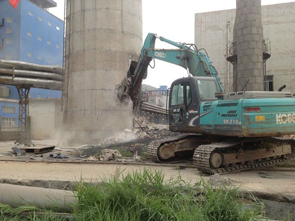 專(zhuān) 業(yè)的拆除工程公司??！